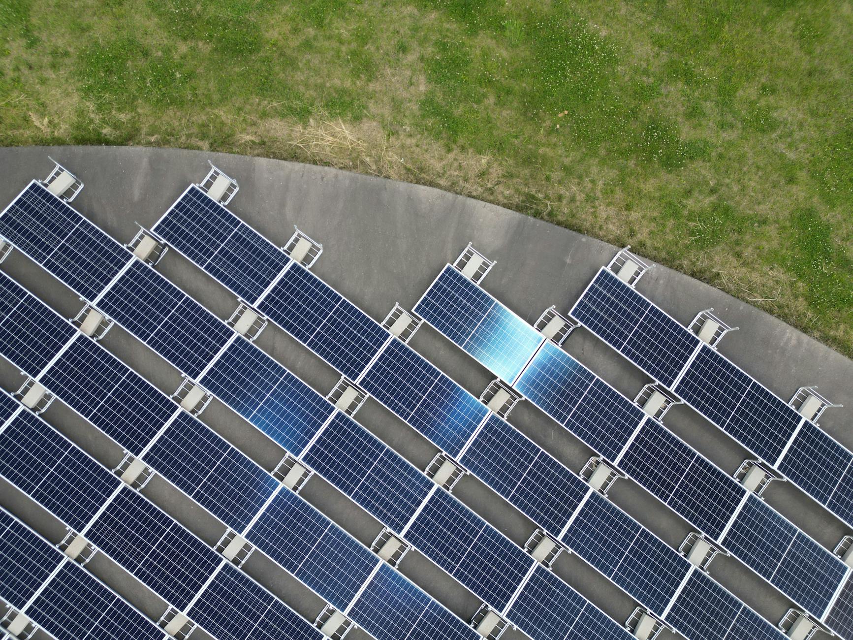 Solar panels - Grid Tied Solar - Image 2