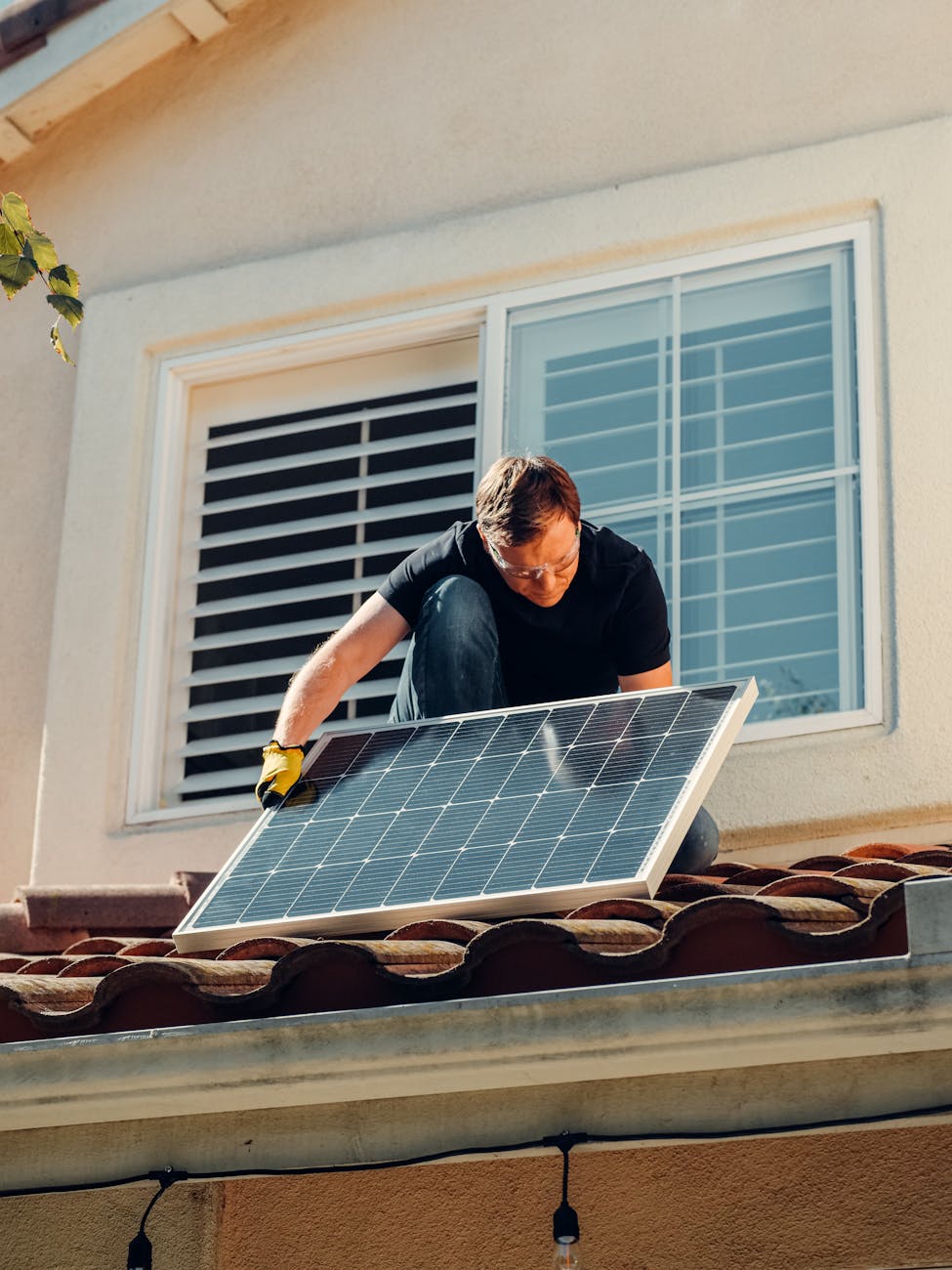 Solar panels - How To Maintain Solar Panels - Image 1