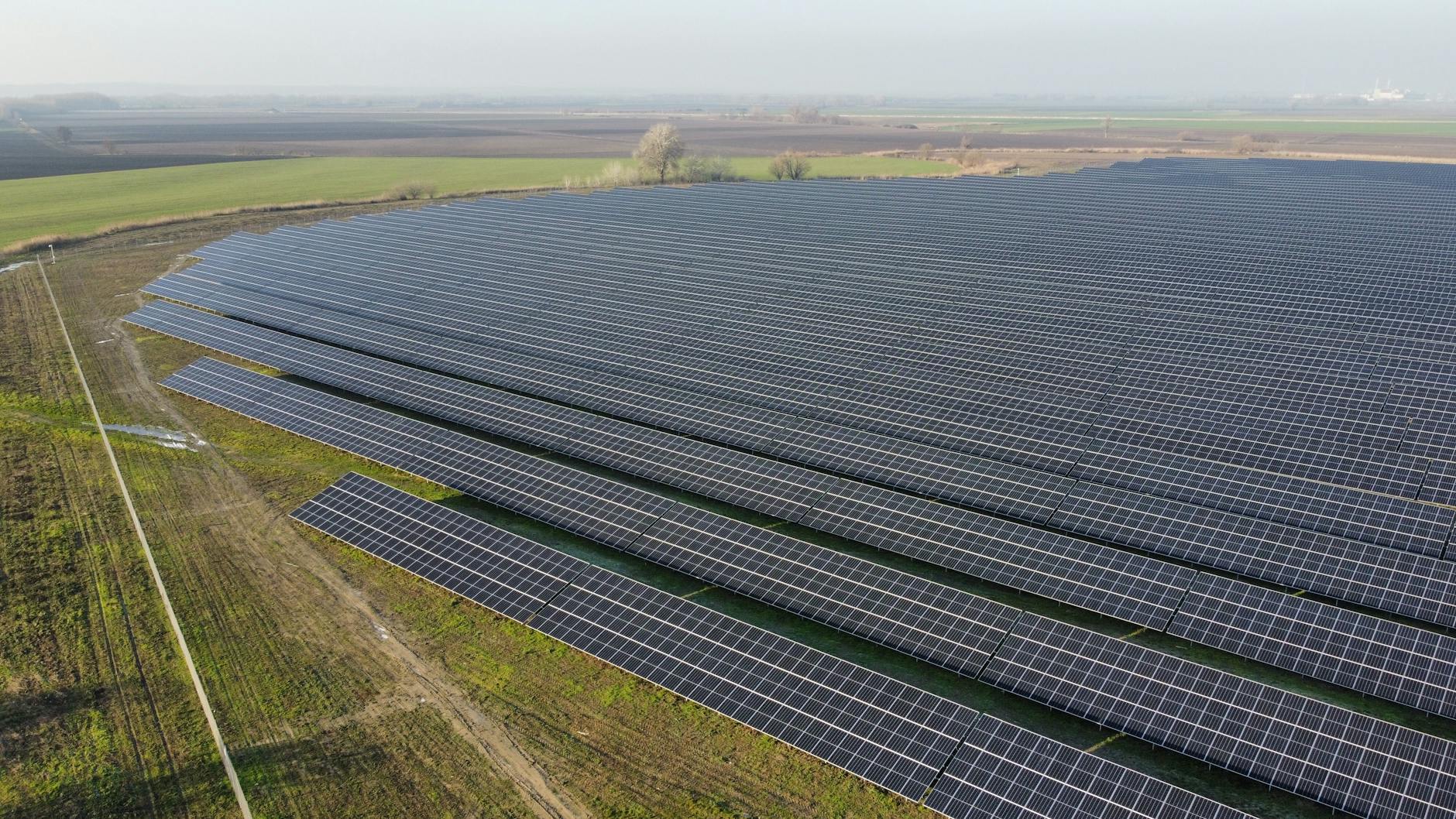 Solar panels - Solar Maintenance - Image 3
