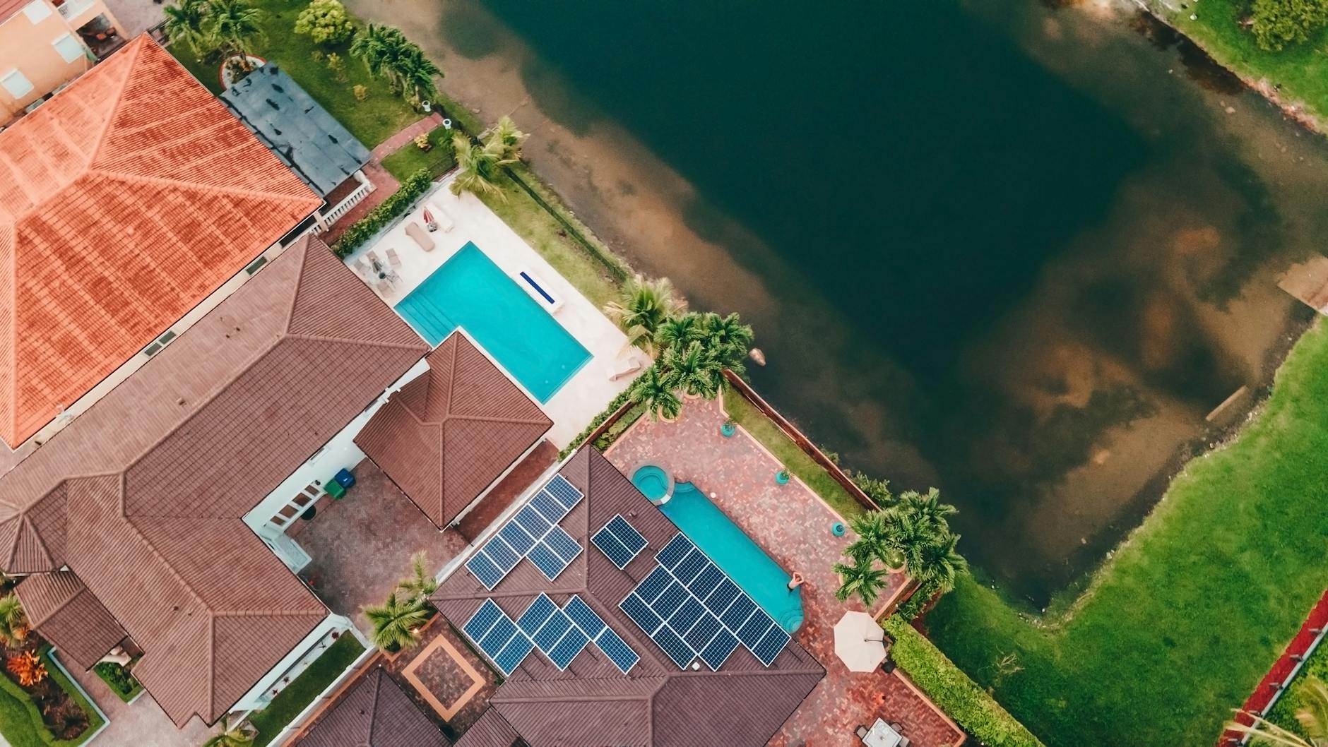 Solar panel installation near me in Rochester