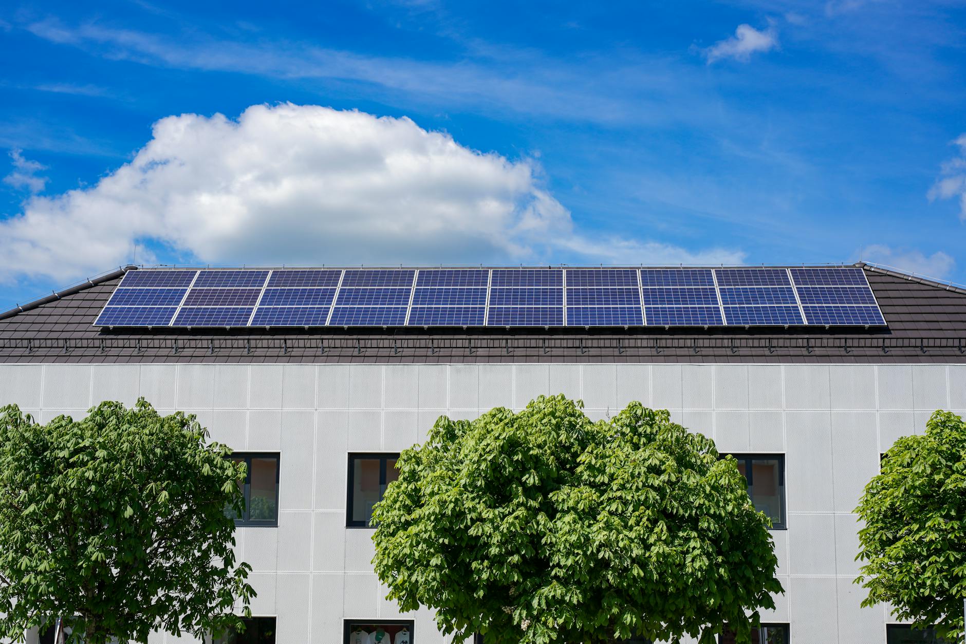 Solar panels installation in Massachusetts - Solar energy for Massachusetts homeowners