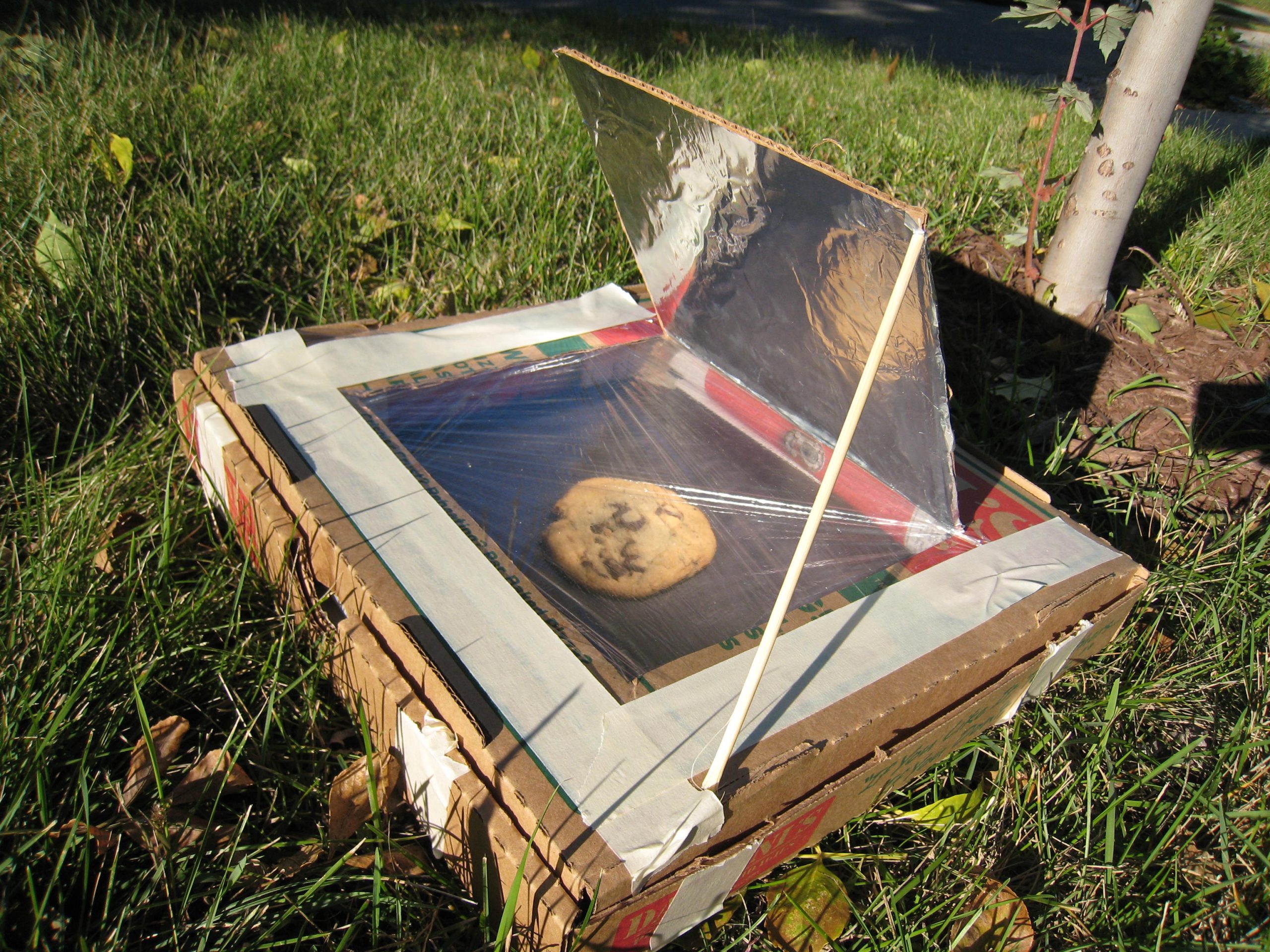 How to build a solar oven  How It Works